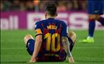 Huyền thoại cảnh báo Barca không được cưỡng chế Messi