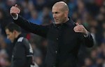 Zidane ủng hộ VAR tước bàn thắng Sevilla ghi trước Real