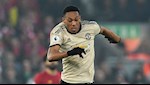 Bỏ lỡ khó tin trước Liverpool, Martial bị chê không đủ trình đá cho MU