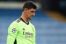 Courtois bị tố gạ gẫm phụ nữ  "đá sân nhỏ"