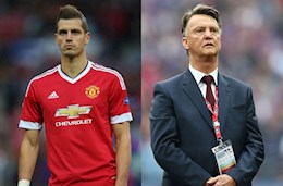 Sau Rafael, tới lượt Schneiderlin oán trách Van Gaal