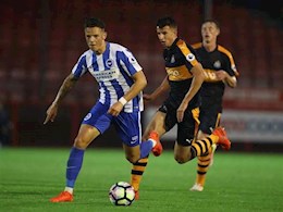 Tìm người thay Van Dijk, Liverpool bị hét giá khủng