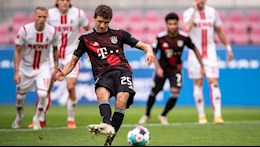 Người Bayern không hài lòng với trận thắng nhọc nhằn trước Cologne