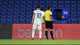 HLV Argentina vạch ra vấn đề của VAR sau khi Messi bị khước từ bàn thắng