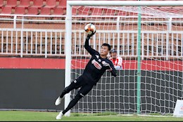 Cơ hội có đến với thủ môn Bùi Tiến Dũng sau vận hạn của Thanh Thắng?