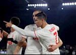 Ronaldo chỉ ra ngôi sao là hiện tại và tương lai của bóng đá