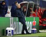 Thua Leipzig, Mourinho nhận điều chưa từng có trong sự nghiệp