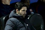 Trong khó khăn, Arteta khuyên học trò tại Arsenal ‘bơ đi mà sống’