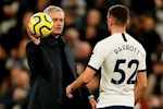 Mourinho bị tố kìm hãm khả năng của sao trẻ Tottenham