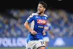 Dries Mertens chính thức bước vào ngôi đền huyền thoại Napoli