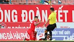 Trò cưng một thời của HLV Miura bị treo giò ở vòng 9 V-League vì lỗi chơi xấu