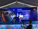 "Cô gái thép" Phạm Thị Hồng Lệ vô địch giải chạy Tay Ho Half Marathon 2020