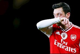 Người đại diện lên tiếng làm rõ tương lai Mesut Ozil