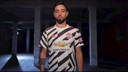 Bruno Fernandes giành giải Cầu thủ xuất sắc nhất năm của MU
