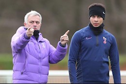 Liệu Jose Mourinho đang có vấn đề với Dele Alli?