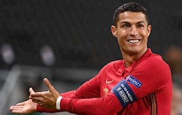 Ronaldo: “Bóng đá thiếu NHM như đi xem xiếc mà không gặp chú hề!”