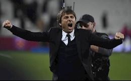 Conte giải thích lý do giơ ngón tay thối về phía Chủ tịch Juve