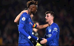 Chelsea khủng hoảng, nhưng một thành viên vẫn đang sống trong mơ