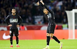 Kylian Mbappe lại ghi bàn thắng gây tranh cãi