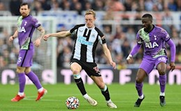 Trận Newcastle vs Tottenham bị gián đoạn vì CĐV đột quỵ