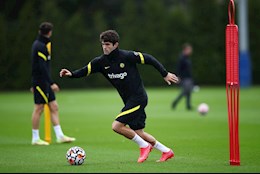 Pulisic trở lại, hàng công Chelsea bớt tan hoang