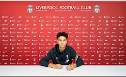 Sao trẻ “già hơn tuổi” được Liverpool ký hợp đồng chuyên nghiệp