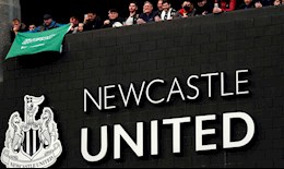 Hậu đổi đời, Newcastle tính “rút ruột” MU triệt để