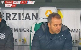 HLV Flick trầm tư dù thắng 9-0