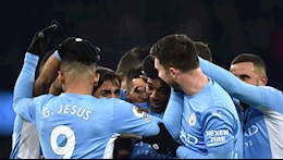 Pep Guardiola đối diện tình trạng khẩn cấp