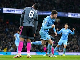 Brendan Rodgers nổi điên với quyết định của BTC Premier League