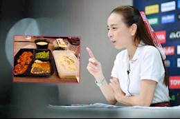 Trưởng đoàn Thái Lan đồng tình với thầy Park vụ đồ ăn tại Singapore