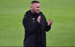 HLV Wayne Rooney gây sốc: Thắng 3 trận liên tiếp với cùng một tỷ số