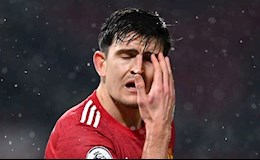 Maguire giận dữ khi MU bị tước phạt đền trước West Brom