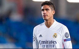 Chelsea đại chiến với MU hè tới vì Varane