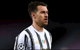 Aaron Ramsey lại mang tin buồn đến cho Juventus