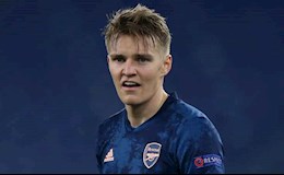 Huyền thoại mong Arsenal chi đậm giữ Odegaard lâu dài