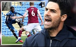 VIDEO: Mikel Arteta nổi giận với quyết định của VAR trong trận hòa với Burnley