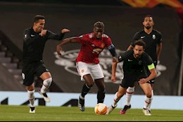 Vì sao Paul Pogba đang chơi hay thì bị thay ra?