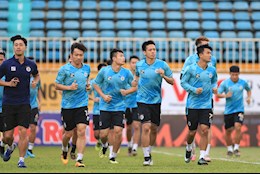 Văn Quyết tái xuất, Hà Nội làm quen sân Pleiku trước đại chiến