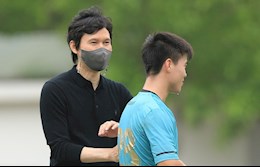 Tân HLV trưởng Hà Nội FC nhận lời khuyên từ thầy Park