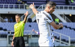 CĐV Juventus tức giận đòi tống Ronaldo lên ghế dự bị