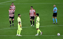 Thua Bilbao, Atletico Madrid trao cờ hiệu đua vô địch cho Barca