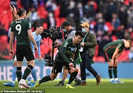 Tottenham thất bại, Son Heung Min lại khóc