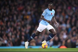 Chelsea tấu hài: Điền nhầm tên... Benjamin Mendy vào đội hình