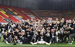 Besiktas vô địch Thổ Nhĩ Kỳ với kịch bản rượt đuổi như phim hành động