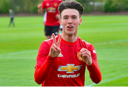 Cầu thủ chuyển tới MU từ Man City ghi 22 bàn sau 22 trận