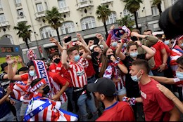 CĐV Atletico qua đời khi "đi bão" ăn mừng chức vô địch La Liga