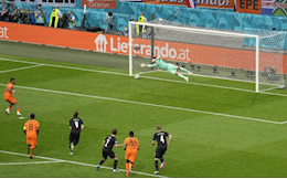 VIDEO: Alaba non nớt, Depay mở tỉ số cho Hà Lan trên chấm penalty