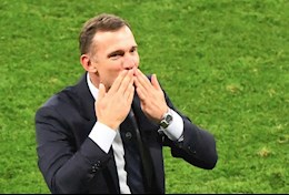 Bài dự thi: Andriy Shevchenko – Hành trình từ chàng hoàng tử hào hoa đến nhà cầm quân tài ba