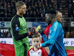 Ngoại hạng Anh đón cầu thủ có chiều cao kỷ lục